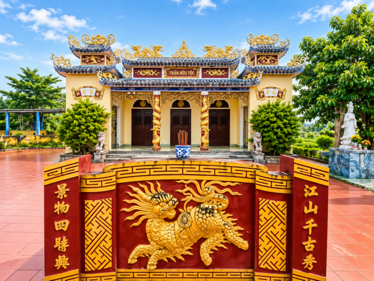 Trần Hữu Tộc Từ Môn